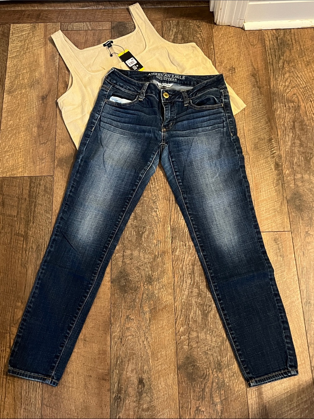 American Eagle Outfitters Dark Wash Skinny Jeans